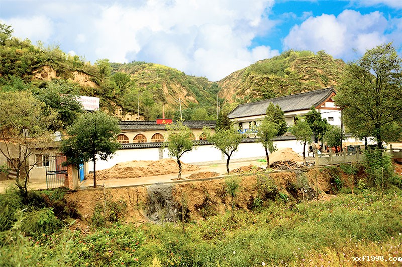 1526292860104524.jpg 394A6766.jpg