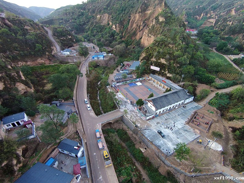 1526292882904657.jpg DJI01269.jpg